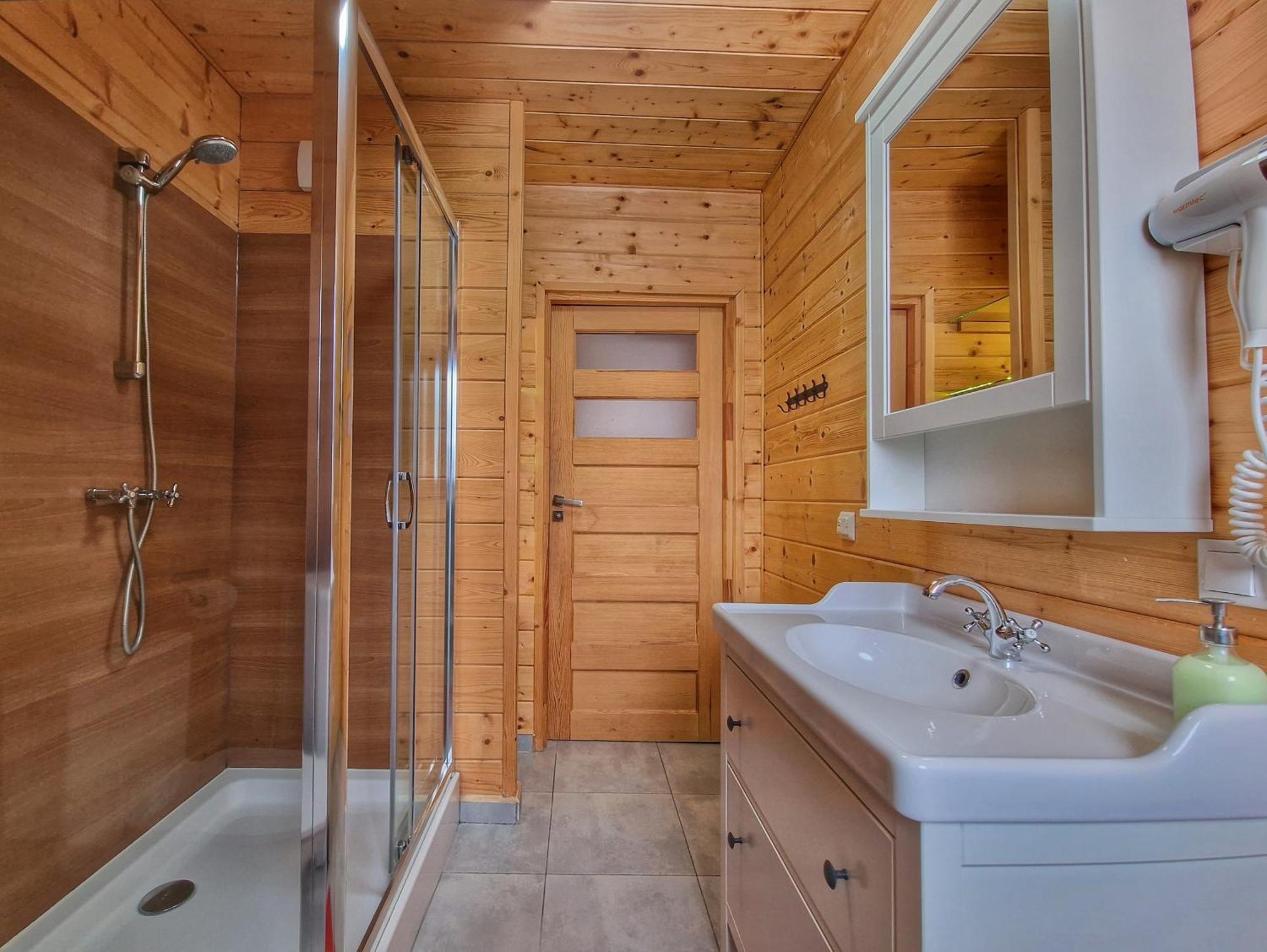 Lk Resort Lapsze Domy Z Prywatna Balia I Sauna Lapsze Niżne Exterior foto